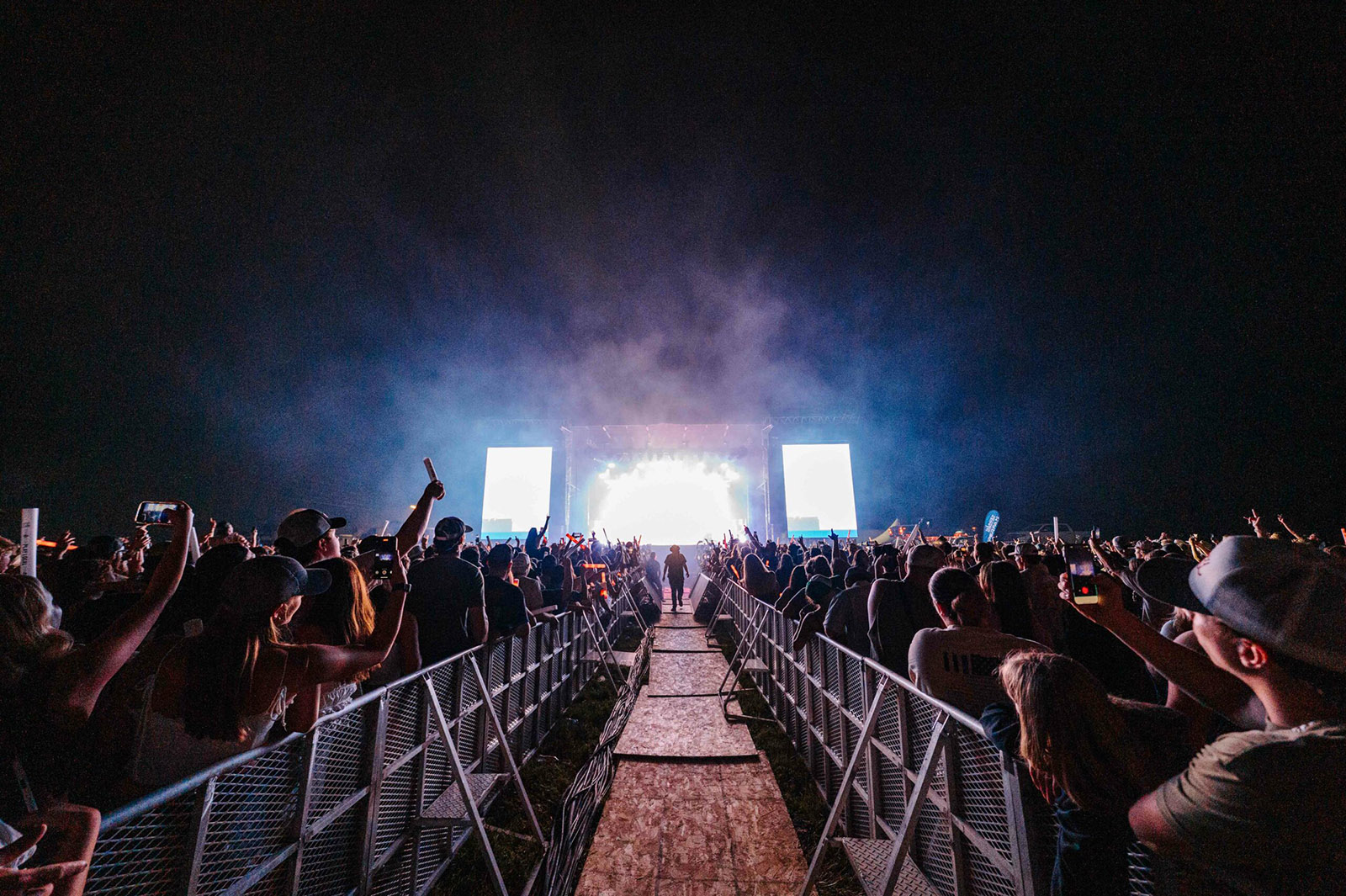 Tailgate-N-Tallboys-2025_Day-1_KW_@Ormipix-11-scaled